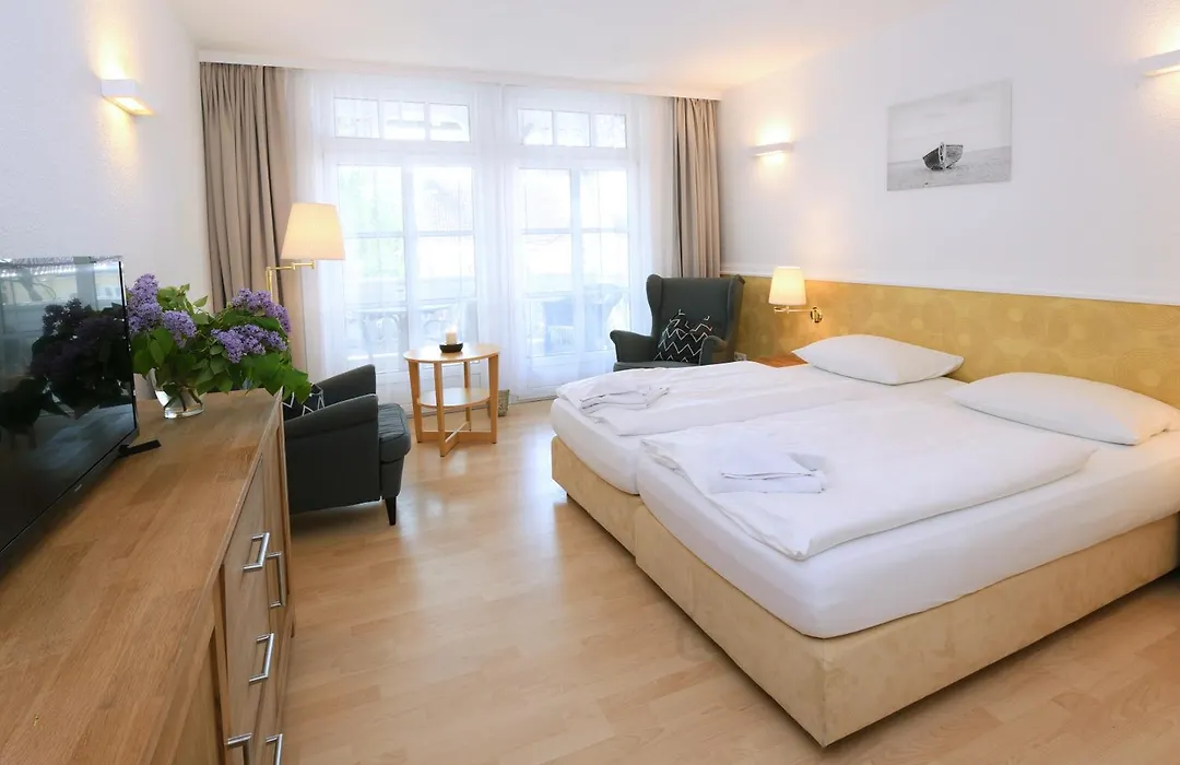 Hotel Villa Granitz-1